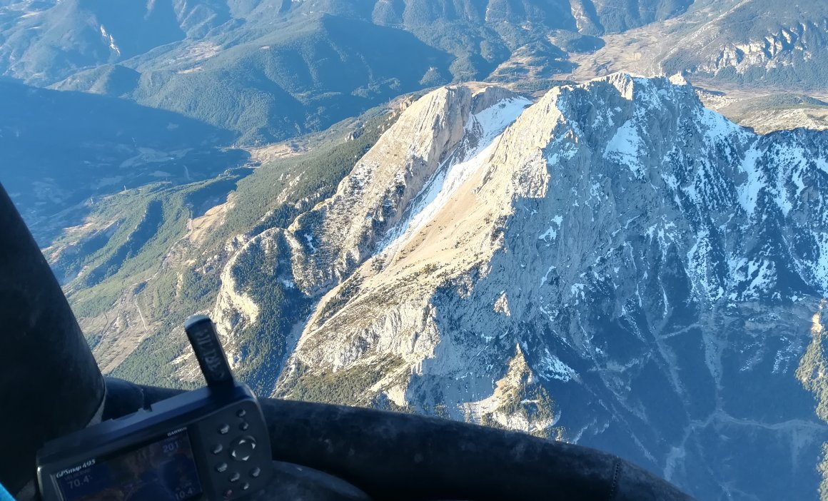 Globus Kon Tiki   Travessa en globus Pedraforca (7)