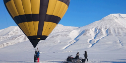 Globus Kon-Tiki se va al océano Glacial Ártico, en la expedición aerostática con pasajeros más cercana al Polo Norte que se ha hecho nunca