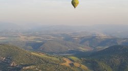 Who Invented the Hot Air Balloon? This Is Its History