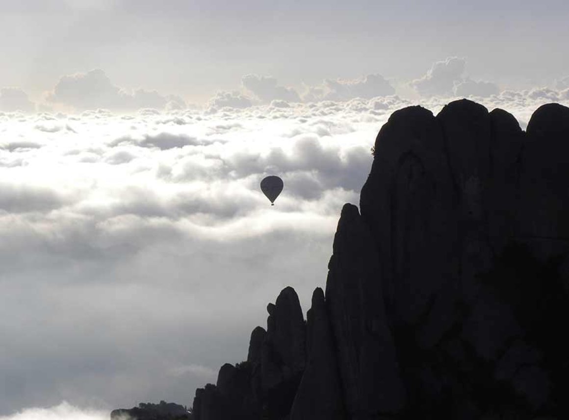 Sobrevolant Montserrat