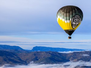 Volaremos durante 75\' aproximadamente, dejándonos llevar por las brisas que marcarán la ruta del globo.