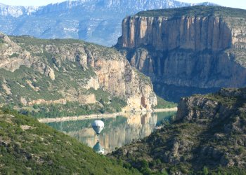 Travessa vol en globus Montsec i Mont-rebei